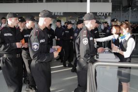 Check airport terminal throughput