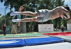 Прыжки на батуте