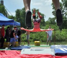 Прыжки на батуте