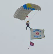 Parachutist 