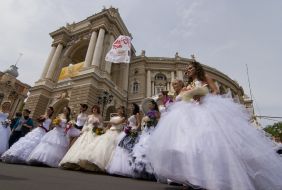 Participants of 4th Parade of brides