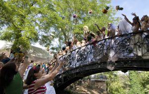Participants of 4th Parade of brides