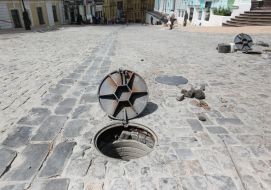 Opened sewage hatch