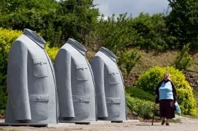 «Suit of Mao» Sculpture of Sui Jianguo