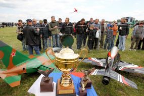 Трофеи фестиваля