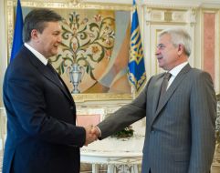 Viktor Yanukovich and Vagit Alekperov