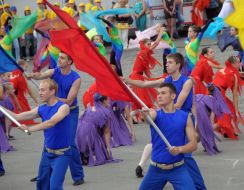 Participants of the theatricalized action