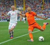Arjen Robben and Niki Zimling