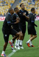 Training of the naional team of England on football