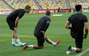 Training of the naional team of England on football