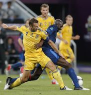 Alou Diarra and Andriy Shevchenko