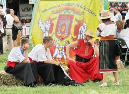 Participants of the ethnographic festival