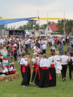 Participants of the ethnographic festival