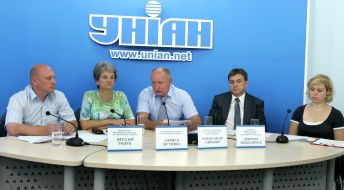Vitaliy Golub, Ldrisa Schitova, Aleksandr Sirenko and Dmitriy Nebesiychuk