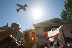 England soccer team fans