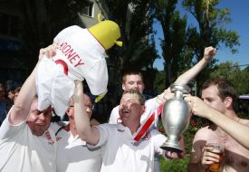 England soccer team fans