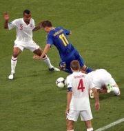 Andriy Yarmolenko, Ashley Cole and Steven Gerrard