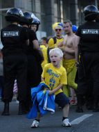 Young Swedish fans