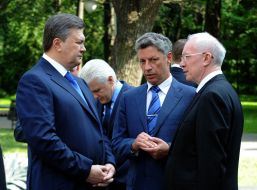 Nikolay Azarov, Yuriy Boyko, Vladimir Litvin and Viktor Yanukovich
