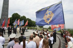 Participants of solemn ceremony of memory of soviet warriors