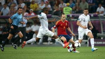 Andres Iniesta, Florent Malouda and Yohan Cabaye