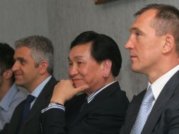 Ivan Khodabaksh, Ching Kuo Wu and Vladimir Prodivus