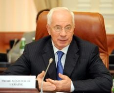 Микола Азаров