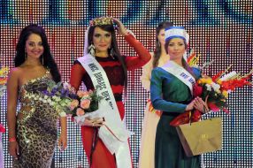 Tatyana Grobovich, Kristina Oparina and Anna Lesnaya