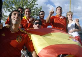 Spanish football fans