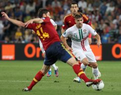 Miguel Veloso and Xabi Alonso