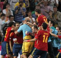 The players of the national team of Spain on football glad to victory