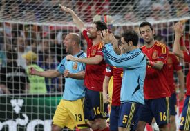 The players of the national team of Spain on football glad to victory