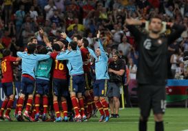 The players of the national team of Spain on football glad to victory