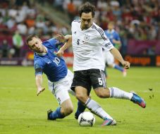 Mats Hummels and Antonio Cassano