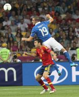 Сеск Фабрегас та Леонардо Бонуччі