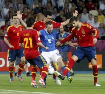 David Silva, Gerard Piquе and Antonio Cassano