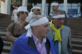 Kseniya Lyapina, Ivan Stoyko and Vladimir Moysik