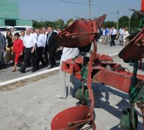 Микола Азаров