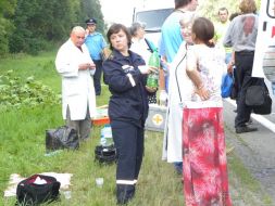 The psychologist speaks with victims