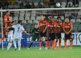 Playing moment of match