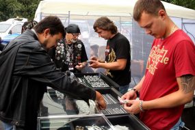 Selling silver jewelry