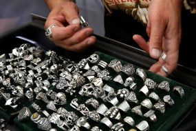 Selling silver jewelry