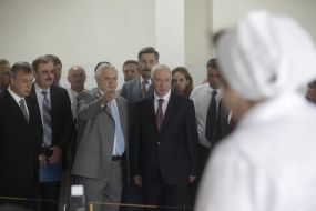 Nikolay Azarov and Valeriy Chenchevoy