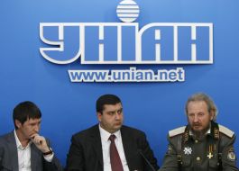 Amram Petrosyan, Vladimir Tsap and Ihor Bakharev