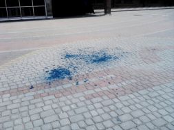 Vestige of brilliant green