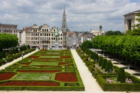 Парк Mont Des Arts 