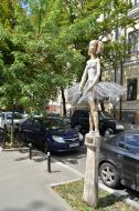 Sculpture of a ballerina