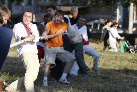 Змагання з перетягування канату