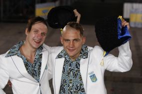 Pavel Ishchenko and Denis Berinchik