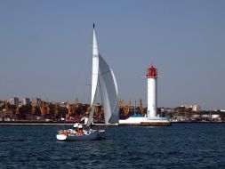 Cruiser yacht